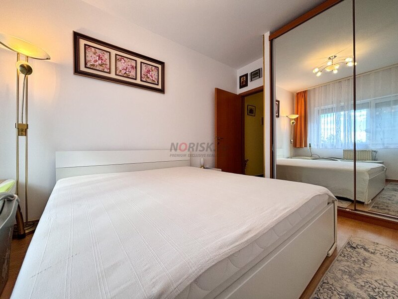 Ten Blocks Pacii  - 7 min metrou prima inchiriere apartament 2 camere